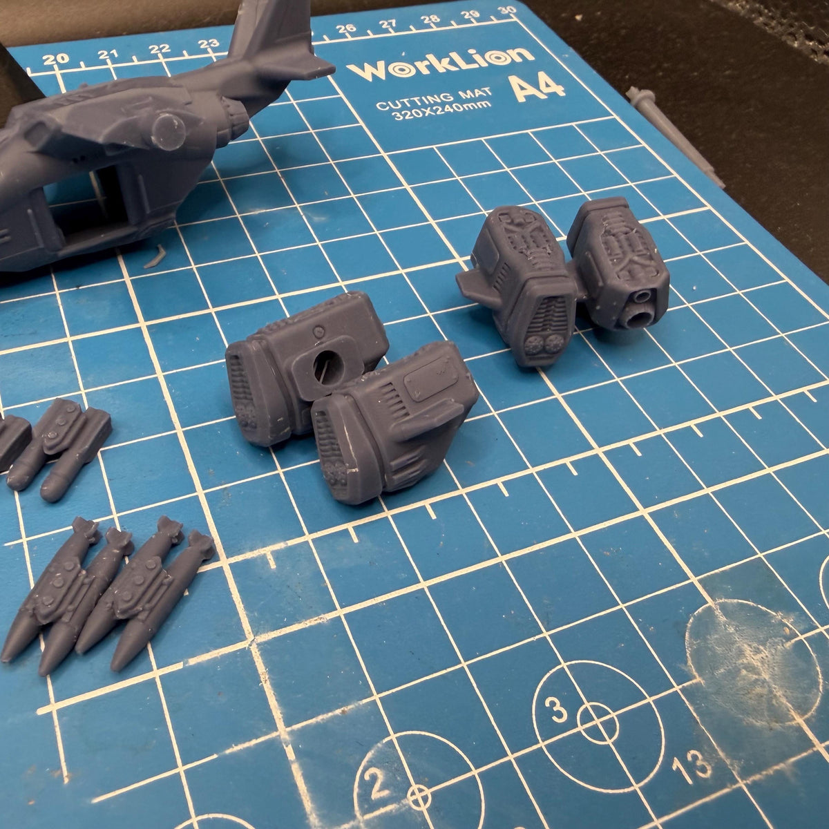 10mm Scale Garuda class Dropship/Gunship Wing (2) for Full Spectrum Dominance, epic scale games