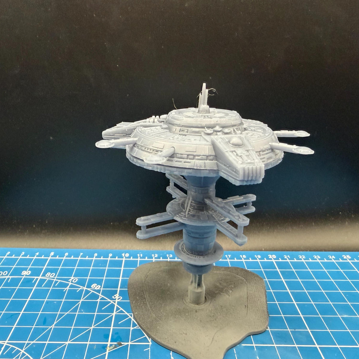 Neutral Armed Station for Star Wars Armada or other miniatures games mm