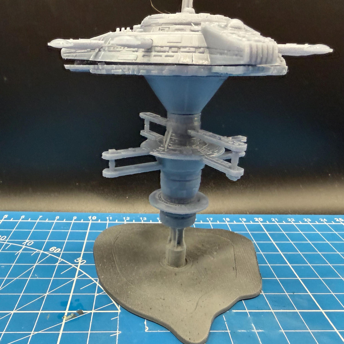 Neutral Armed Station for Star Wars Armada or other miniatures games mm